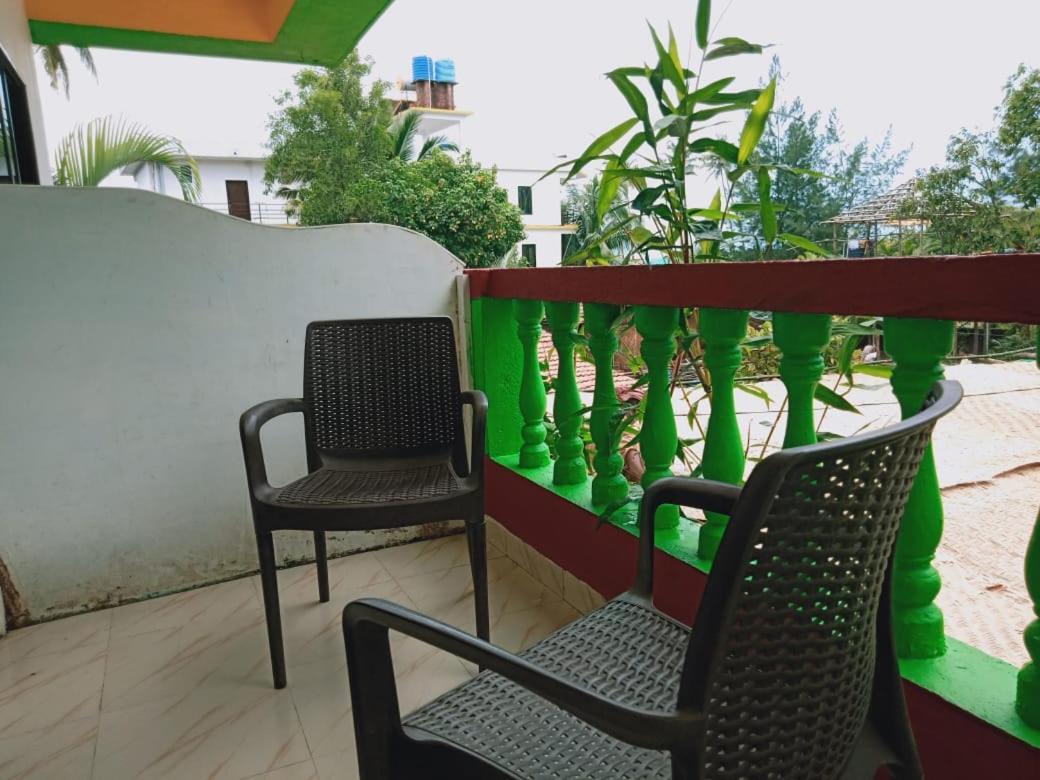 Rasta Mansion Beach Hostel And Rooms Arambol Exterior foto