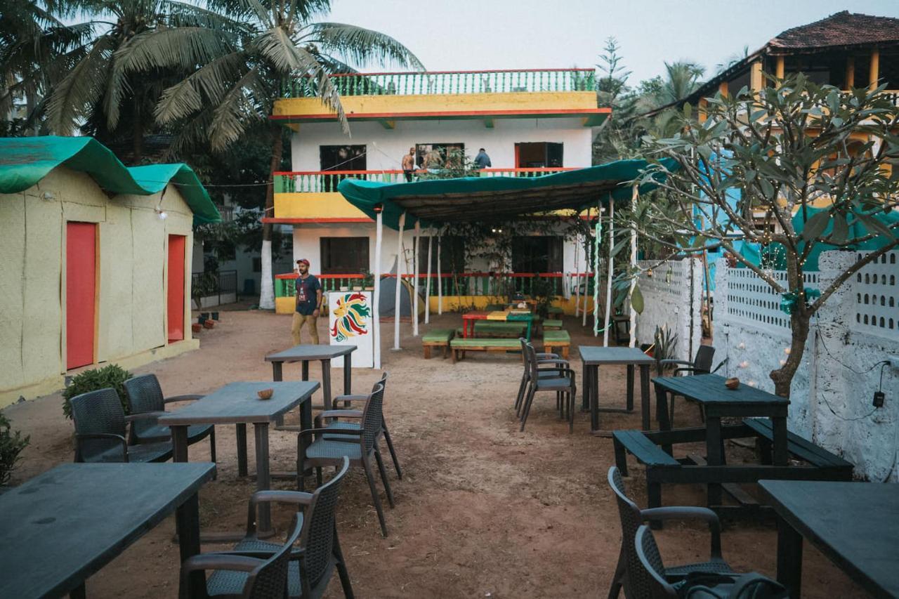 Rasta Mansion Beach Hostel And Rooms Arambol Exterior foto